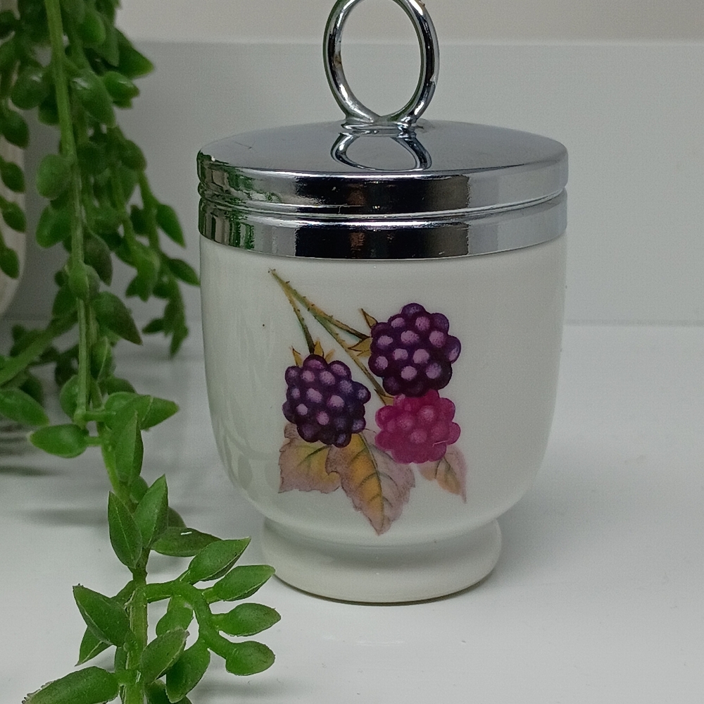 Royal Worcester Ceramic Kitchen Canister with Fruit Design - Picture 6 of 8